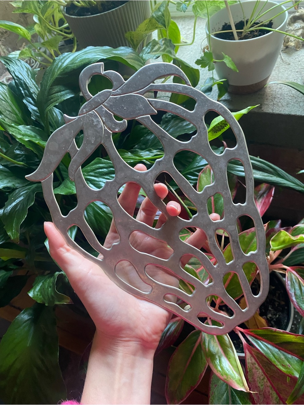 Vintage Leonard Silverplate Strawberry Trivet Decorative Wall Hanging